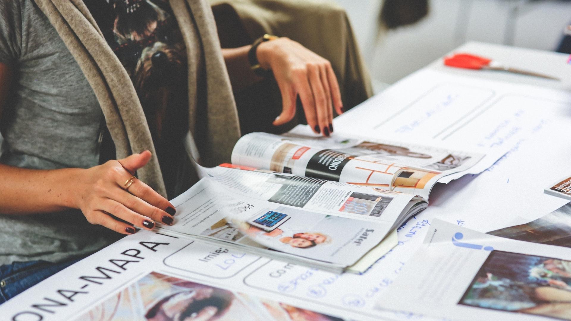 direct mail catalogs, postcards, letters, envelopes, self mailers, dimensional mailers types of direct mail